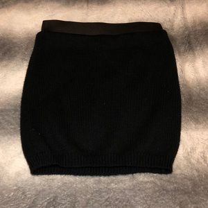Super cute tight miniskirt soft wool like material